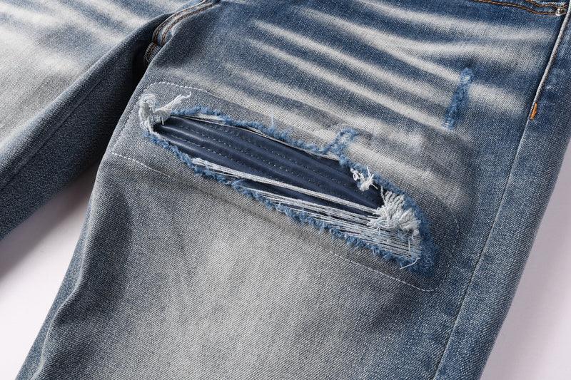 AMIRI Jeans A8926